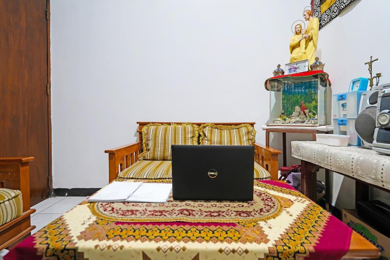 Spot On 91723 Sony Homestay Syariah Sukabumi Kültér fotó